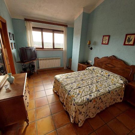 Casa Rural El Callejo Hinojosa de Duero Ngoại thất bức ảnh