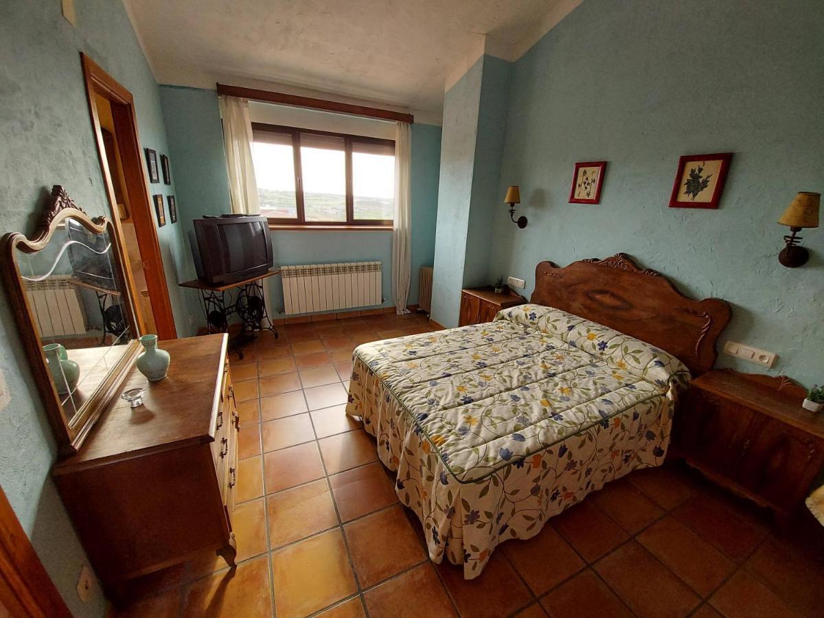Casa Rural El Callejo Hinojosa de Duero Ngoại thất bức ảnh
